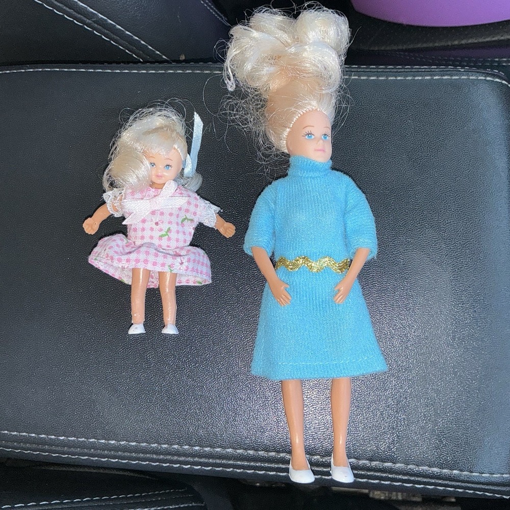 Vtg Town‎ Square Miniatures 1999 Dollhouse Mom Girl 1:12 Poseable Blue Dress